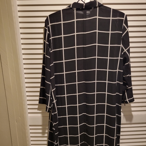 Long duster/jacket - Picture 2 of 5